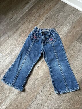 VTG OshKosh B'gosh Denim Bell Bottoms Flare Jeans Embroidered Floral Size 2T 3T